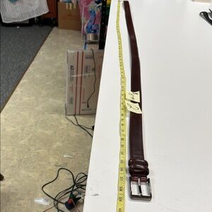 Elegant Dark Brown Leather Belt